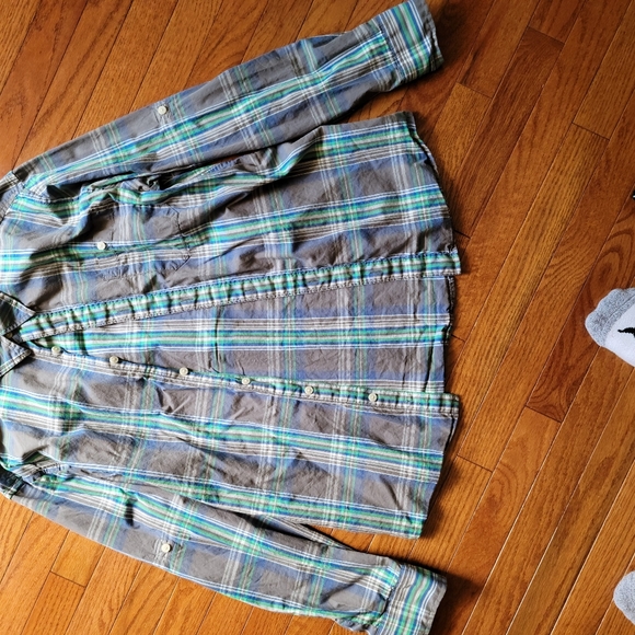 Urban Pipeline Men's Medium Button Up - Picture 6 of 6